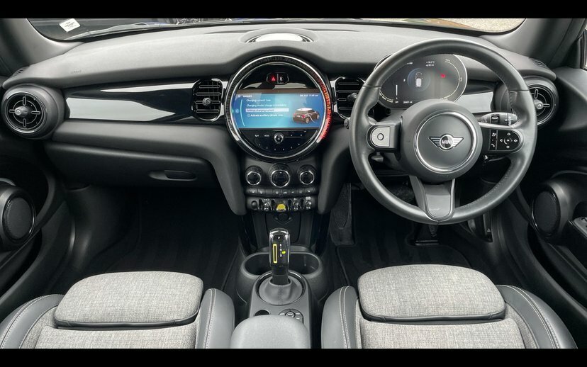 Mini Hatch Level 2 FL72GUK Black #4