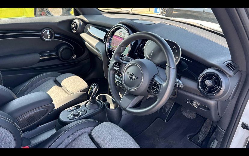 Mini Hatch Level 2 White #6