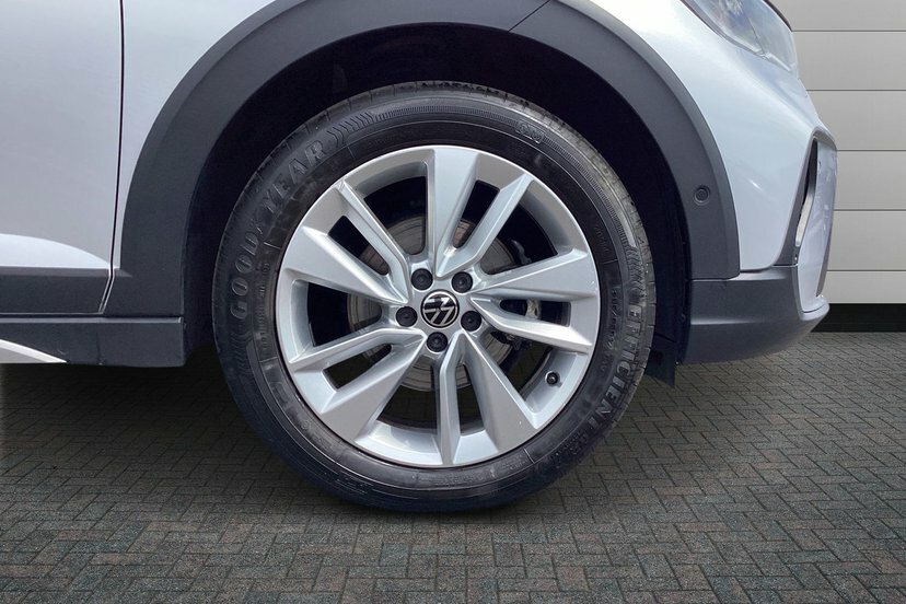 Volkswagen Taigo 1.0 Tsi Match Suv 115 Ps Silver #5
