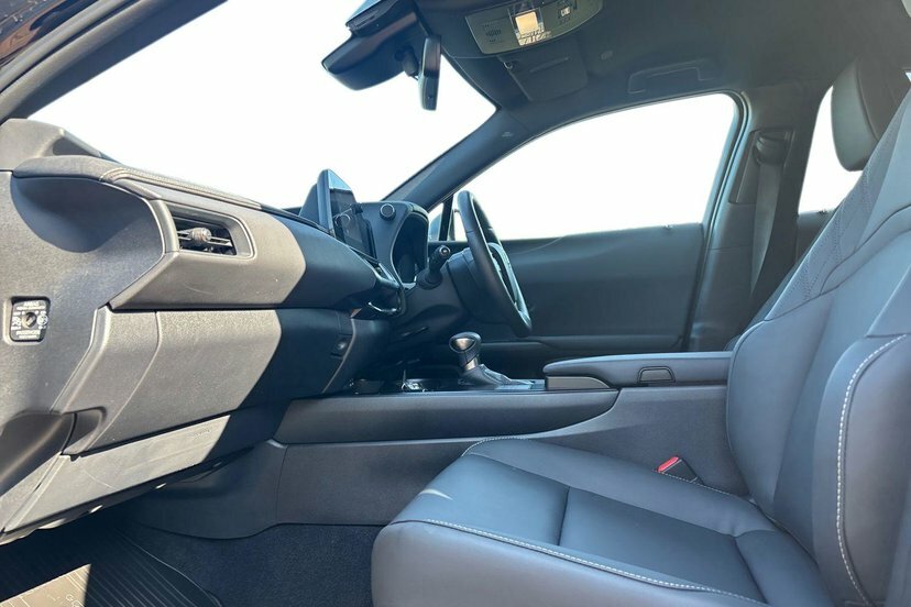 Lexus UX 2.0 250H F Sport Design Suv Hybrid E-cv Black #2