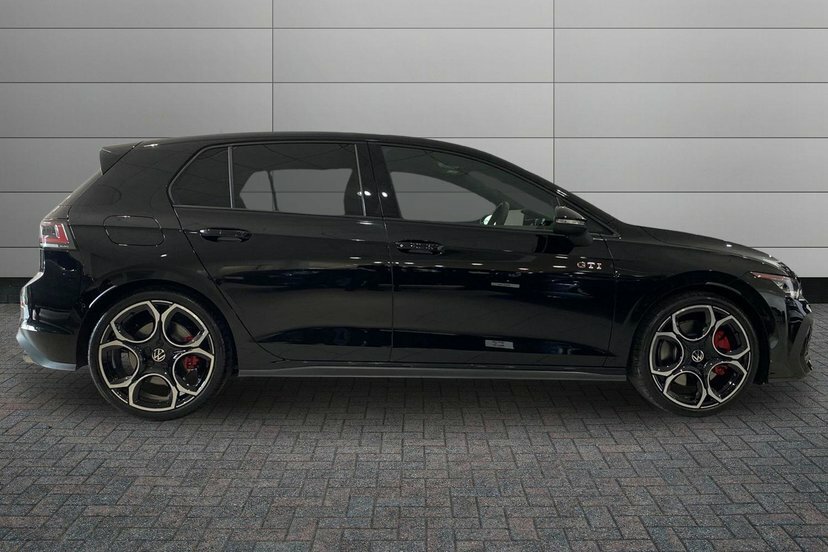 Volkswagen Golf 2.0 Tsi Gti Hatchback Dsg 265 Ps Black #4