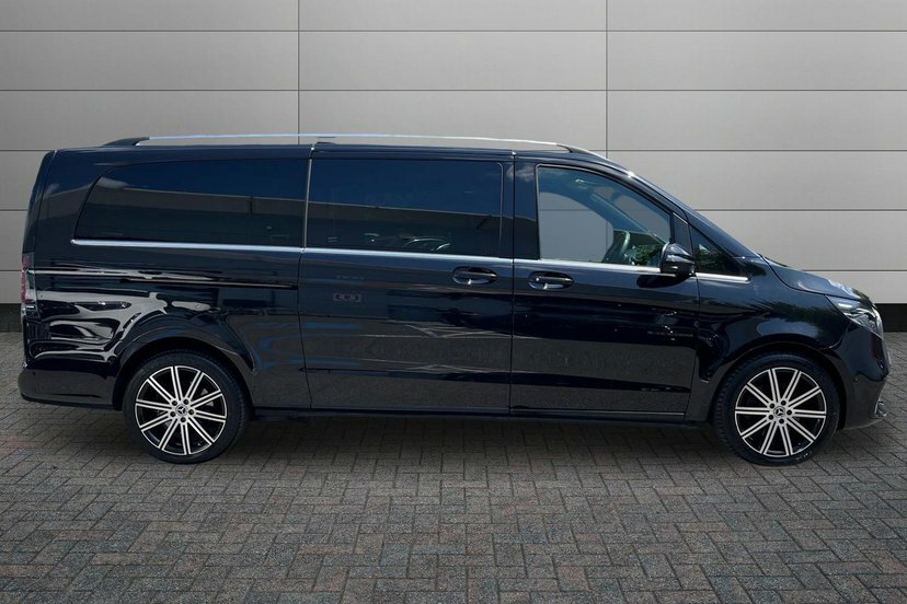 Mercedes-Benz V Class V300d Premium 8 Seat, Extra Long Black #3