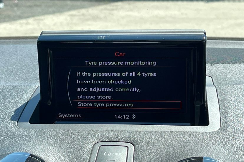 Audi A1 Hatchback Silver #21