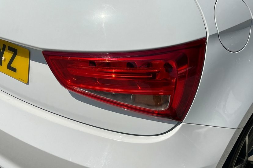 Audi A1 Hatchback Silver #29