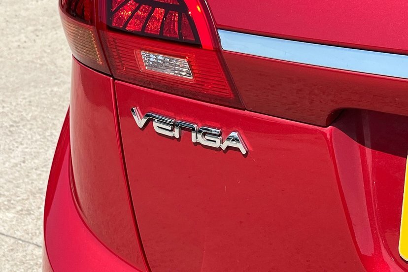 Kia Venga 3  #28