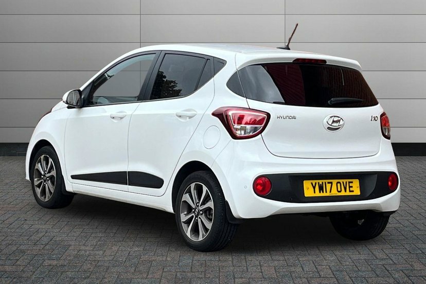 Hyundai I10 1.2 Premium Se Hatchback 87 Ps YW17OVE White #3