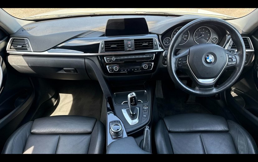 BMW 3 Series 316D Sport Touring N777OOP White #4