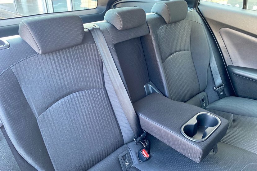 Toyota Prius Active Silver #30