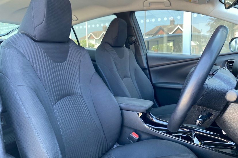 Toyota Prius Active Silver #28