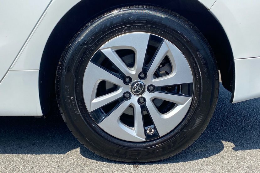 Toyota Prius Active Silver #22