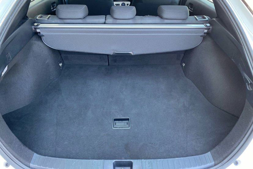 Toyota Prius Active Silver #14