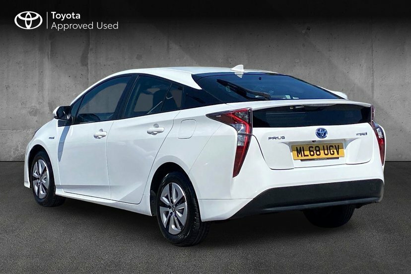 Toyota Prius 1.8 Vvt-h Business Edition Hatchback Hy White #4