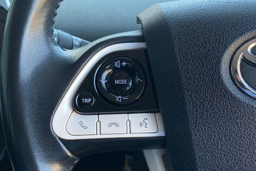 Toyota Prius Active Silver #35