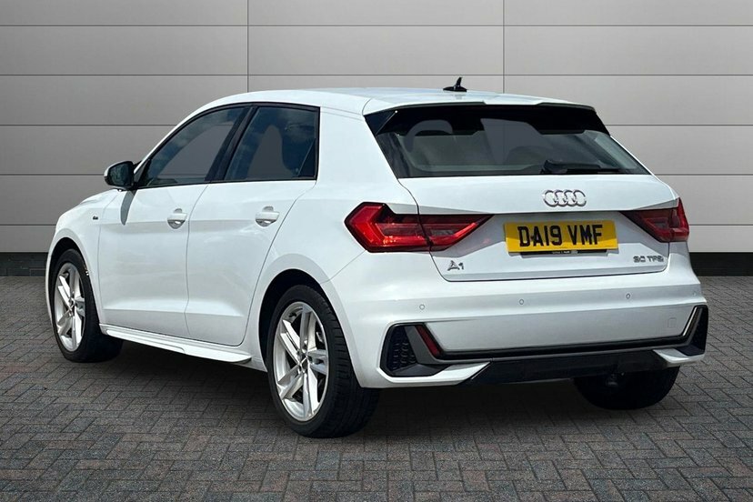 Audi A1 1.0 Tfsi 30 S Line Sportback S Tronic White #3