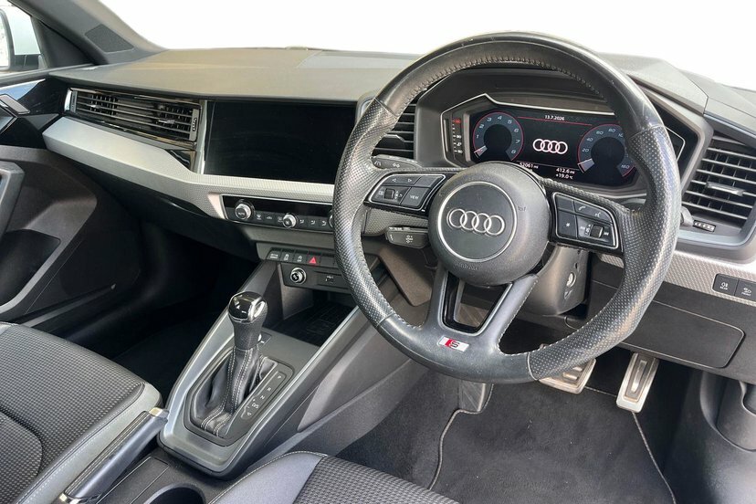 Audi A1 1.0 Tfsi 30 S Line Sportback S Tronic White #6