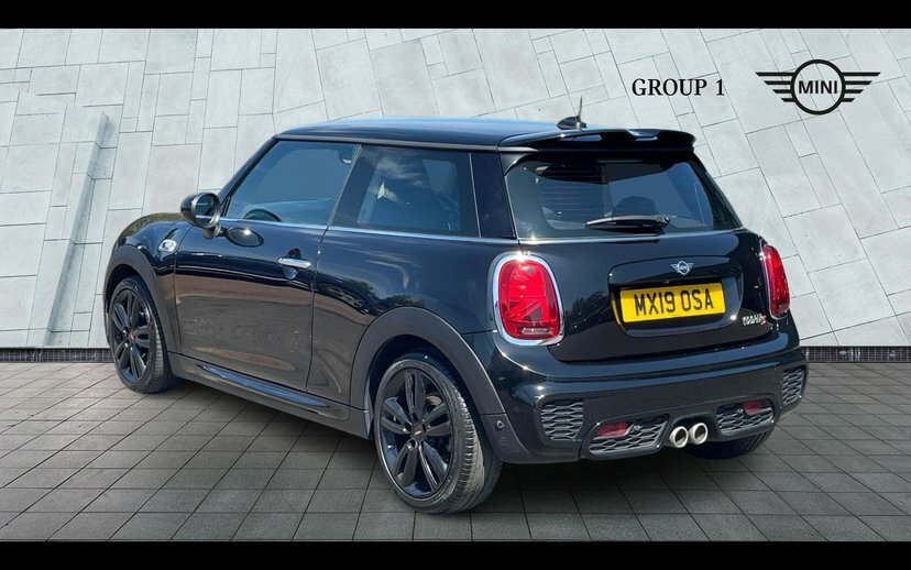 Mini Hatch 3-Door Hatch Cooper S Sport MX19OSA Black #2
