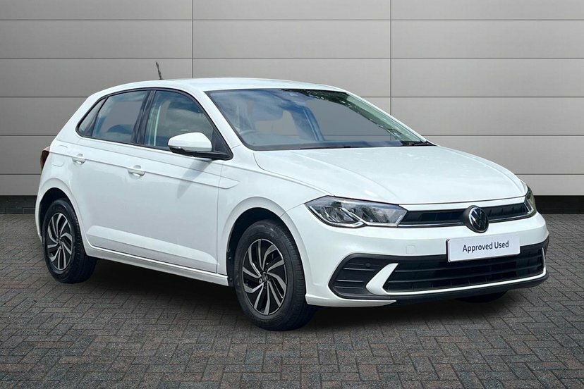 Volkswagen Polo 1.0 Tsi Life Hatchback 95 Ps White
