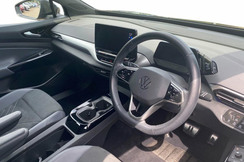 Volkswagen ID.4 Pure 52Kwh Life Suv 148 Ps Black #6