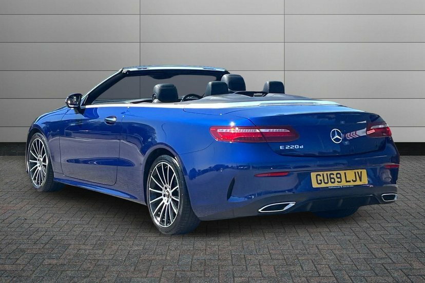 Mercedes-Benz E Class 2.0 E220d Amg Line Cabriolet G-tronic Blue #3