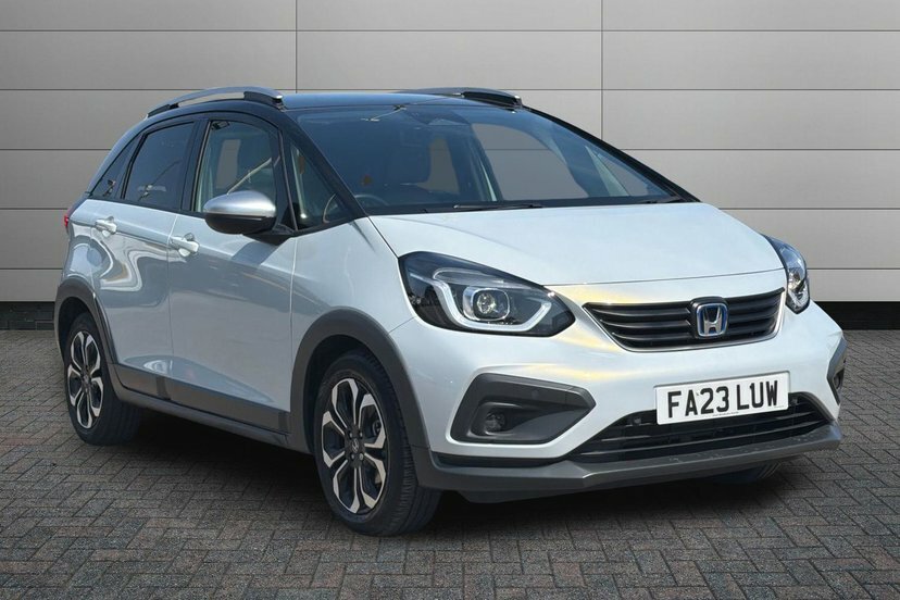 Honda Jazz 1.5 H I-mmd Crosstar Ex Hatchback Hybri White
