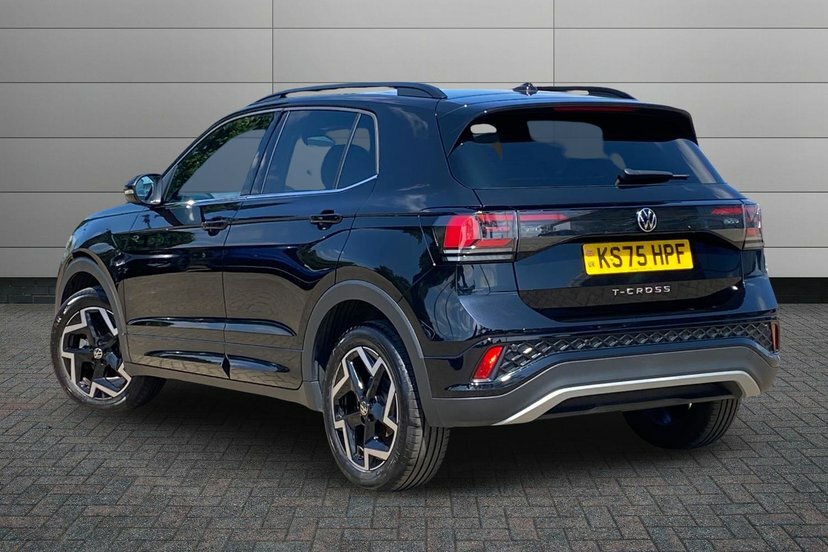 Volkswagen T-Cross 1.0 Tsi R-line Suv Dsg 115 Ps KS75HPF Black #3