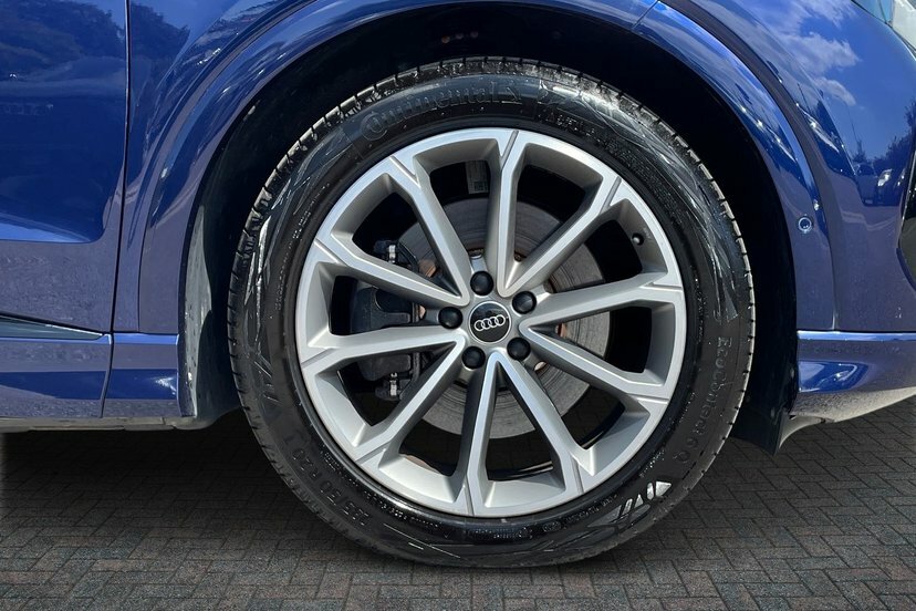 Audi Q4 E Tron 40 Edition 1 Suv 82Kwh 204 Ps Blue #5