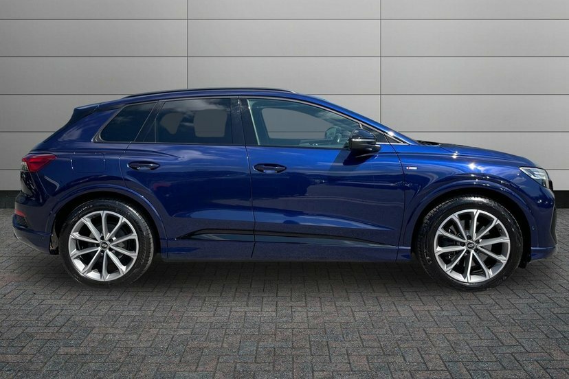 Audi Q4 E Tron 40 Edition 1 Suv 82Kwh 204 Ps Blue #4