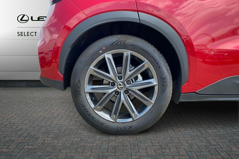 Lexus LBX 1.5 Vvt-ie Premium Plus Suv Hybrid E-cv #5