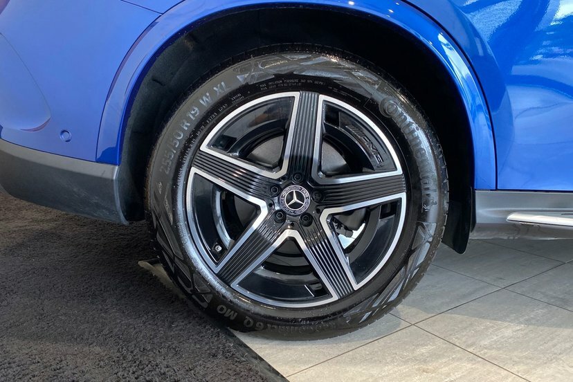 Mercedes-Benz GLC Class Glc300h Mhev Amg Line Suv Hybrid Blue #4