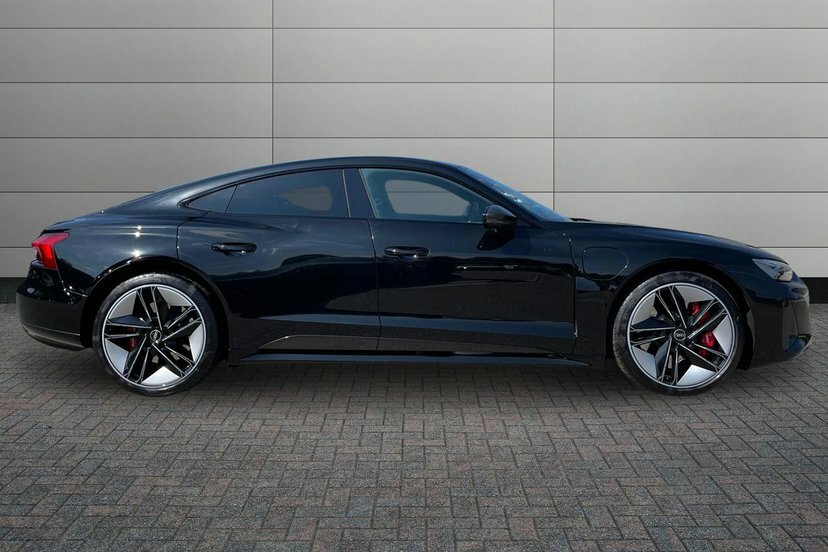 Audi Rs E-Tron Gt 93.4Kwh Carbon Black Saloon Quat Black #4