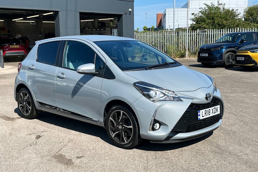Toyota Yaris 1.5 Vvt-i Excel Black #27