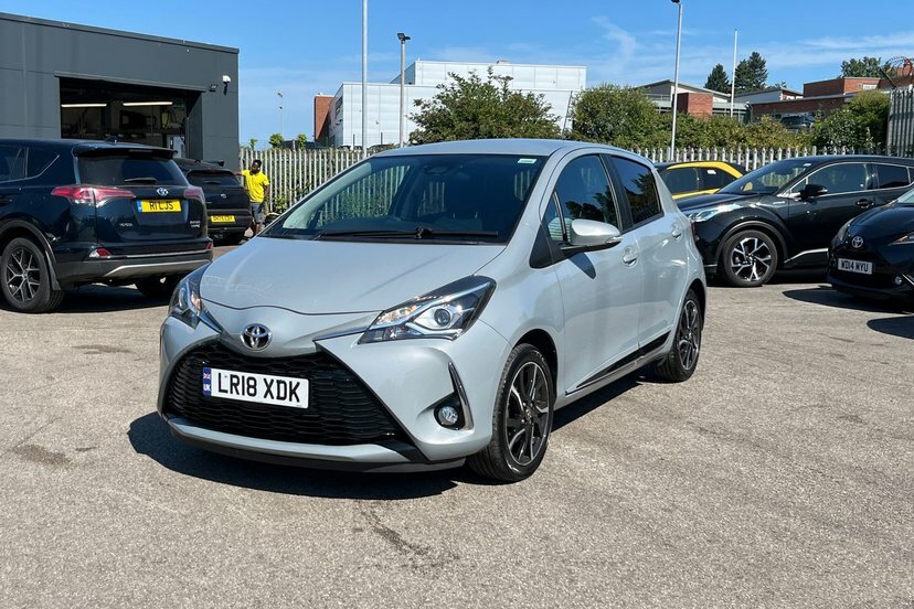 Toyota Yaris 1.5 Vvt-i Excel Black #39