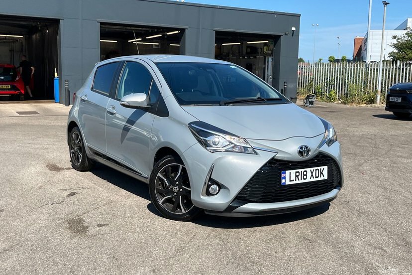 Toyota Yaris 1.5 Vvt-i Excel Black #30