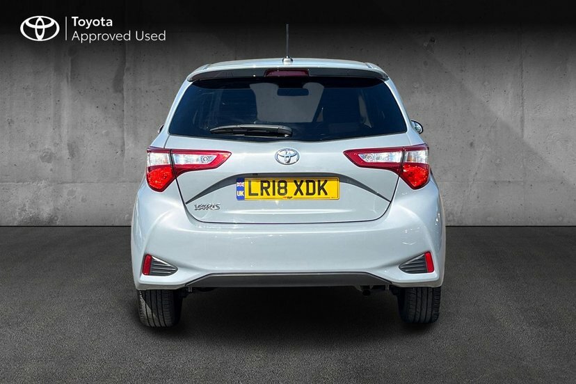 Toyota Yaris 1.5 Vvt-i Excel Black #12