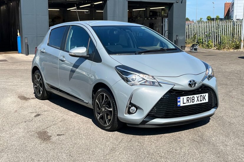 Toyota Yaris 1.5 Vvt-i Excel Black #26