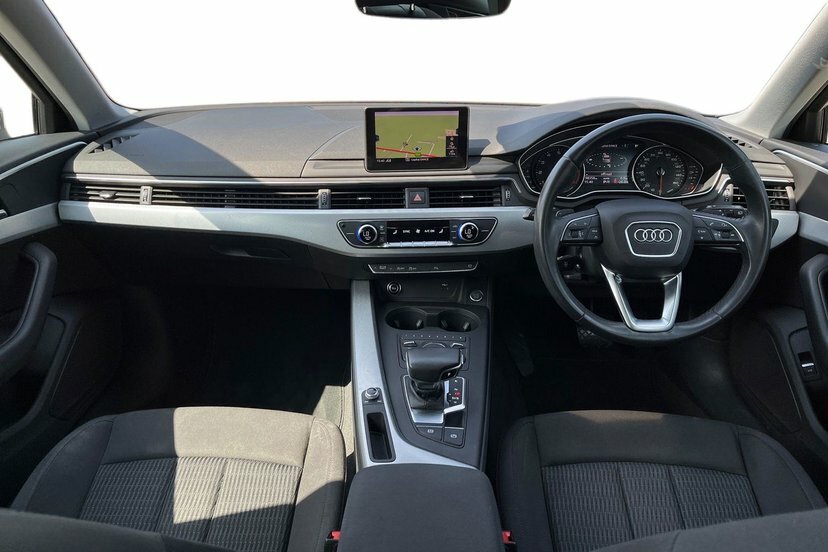 Audi A4 Avant 2.0 Tfsi 35 Se S Tronic GV19LZO #6