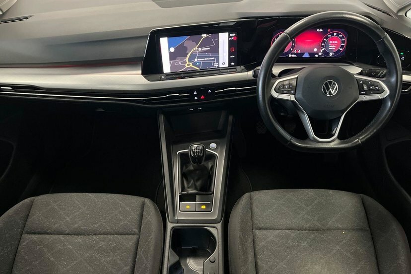 Volkswagen Golf 1.5 Tsi Life Hatchback 150 Ps EO71VTL White #6