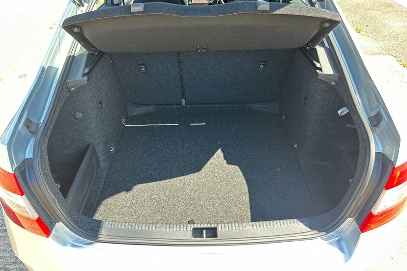 Skoda Octavia  White #18