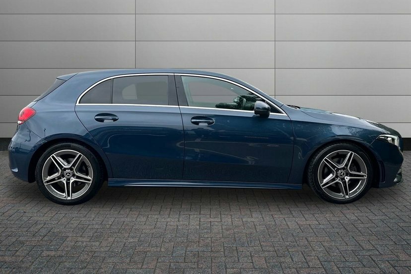 Mercedes-Benz A Class A200 Amg Line Blue #3