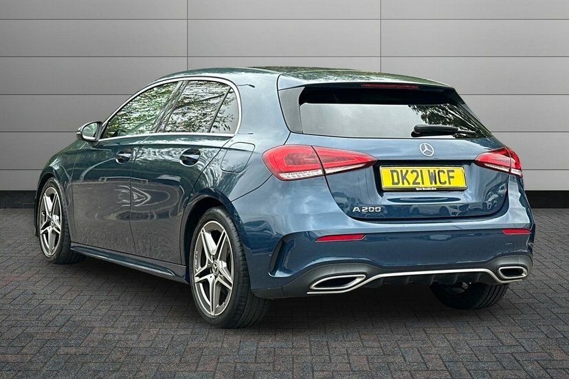 Mercedes-Benz A Class A200 Amg Line Blue #2