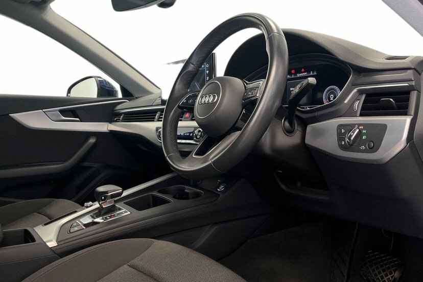 Audi A4 2.0 Tfsi 35 Technik Saloon S Tronic 15 MT72NHL Blue #6