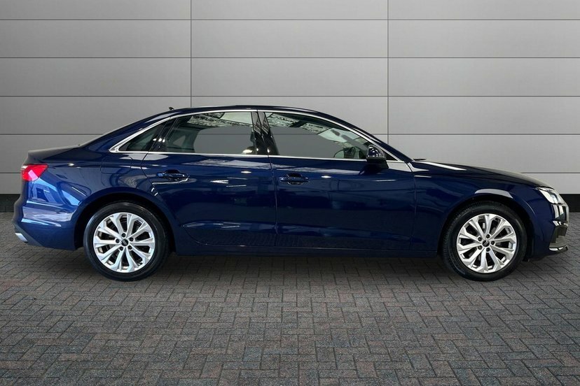 Audi A4 2.0 Tfsi 35 Technik Saloon S Tronic 15 MT72NHL Blue #4