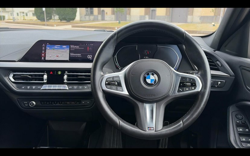 BMW 1 Series 118I M Sport LB20UAU White #5