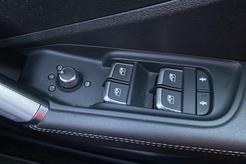 Audi SQ2 Tfsi Grey #40