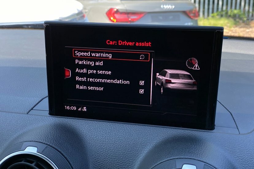 Audi SQ2 Tfsi Grey #23