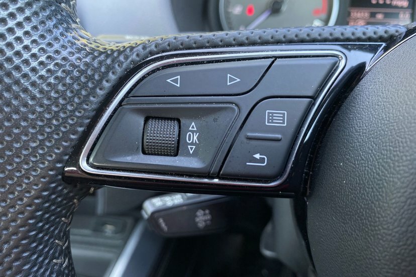 Audi SQ2 Tfsi Grey #32