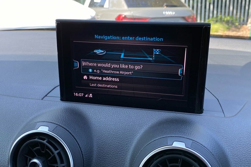 Audi SQ2 Tfsi Grey #17