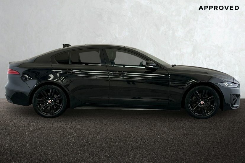 Jaguar XE 2.0 P250i R-dynamic S Saloon 250 Black #5