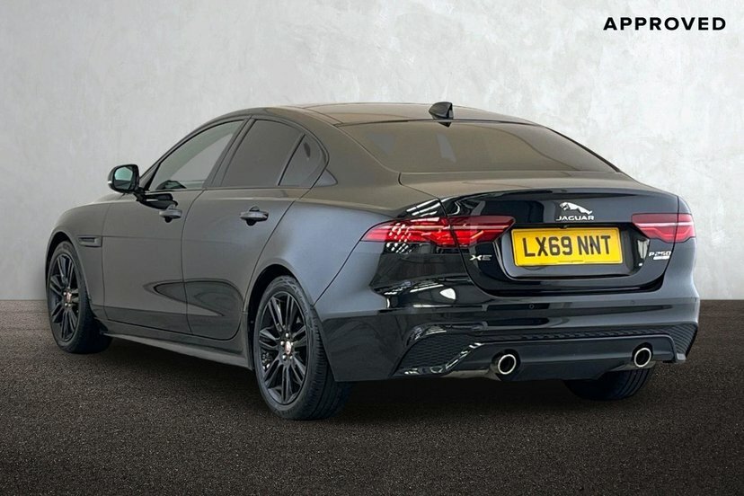 Jaguar XE 2.0 P250i R-dynamic S Saloon 250 Black #2