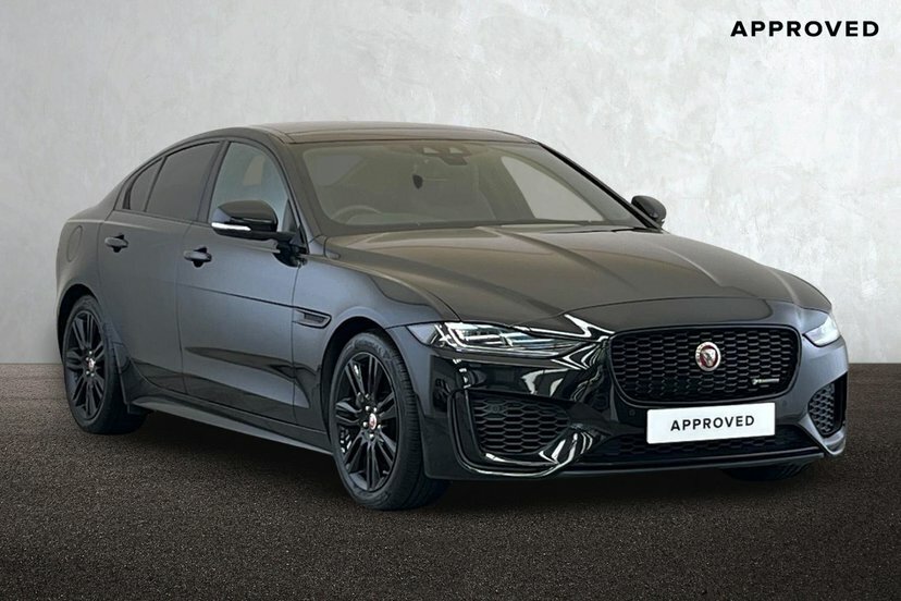 Jaguar XE 2.0 P250i R-dynamic S Saloon 250 Black